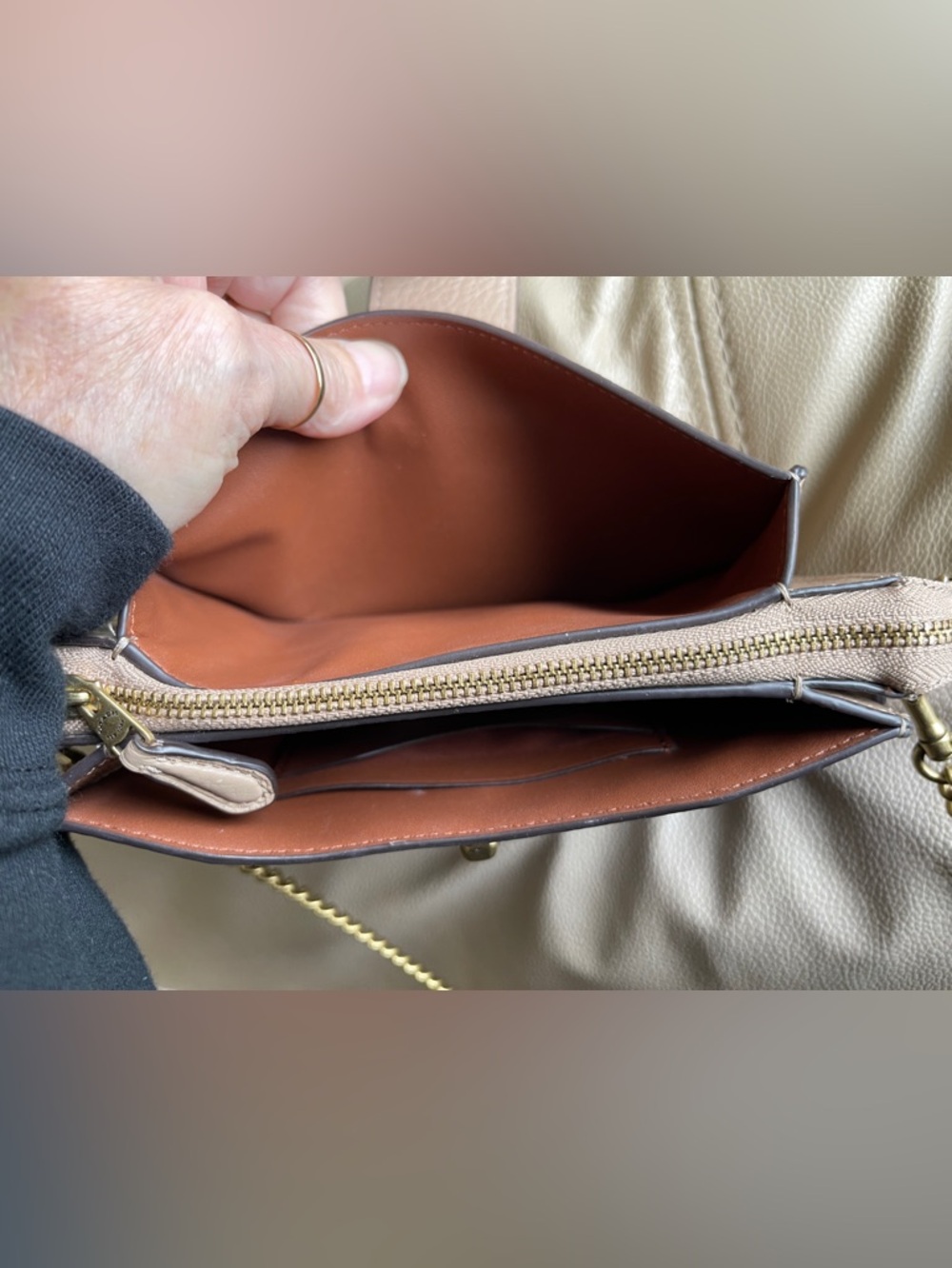 Coach Tan/Brown Signature Canvas Crossbody with Gold Chain - Picture 5 of 11